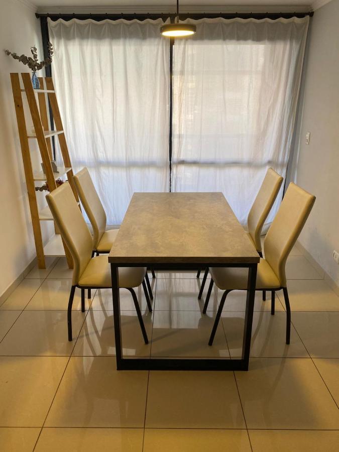 コルドバAlojando Departamento Independencia Nva Cbaアパートメント エクステリア 写真